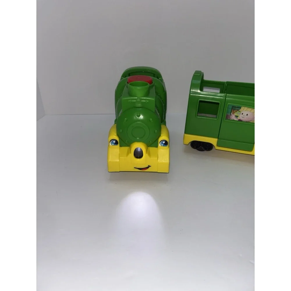 Fisher Price Little People 2016 Lights & Sounds Friendly Passenger Train  Tested